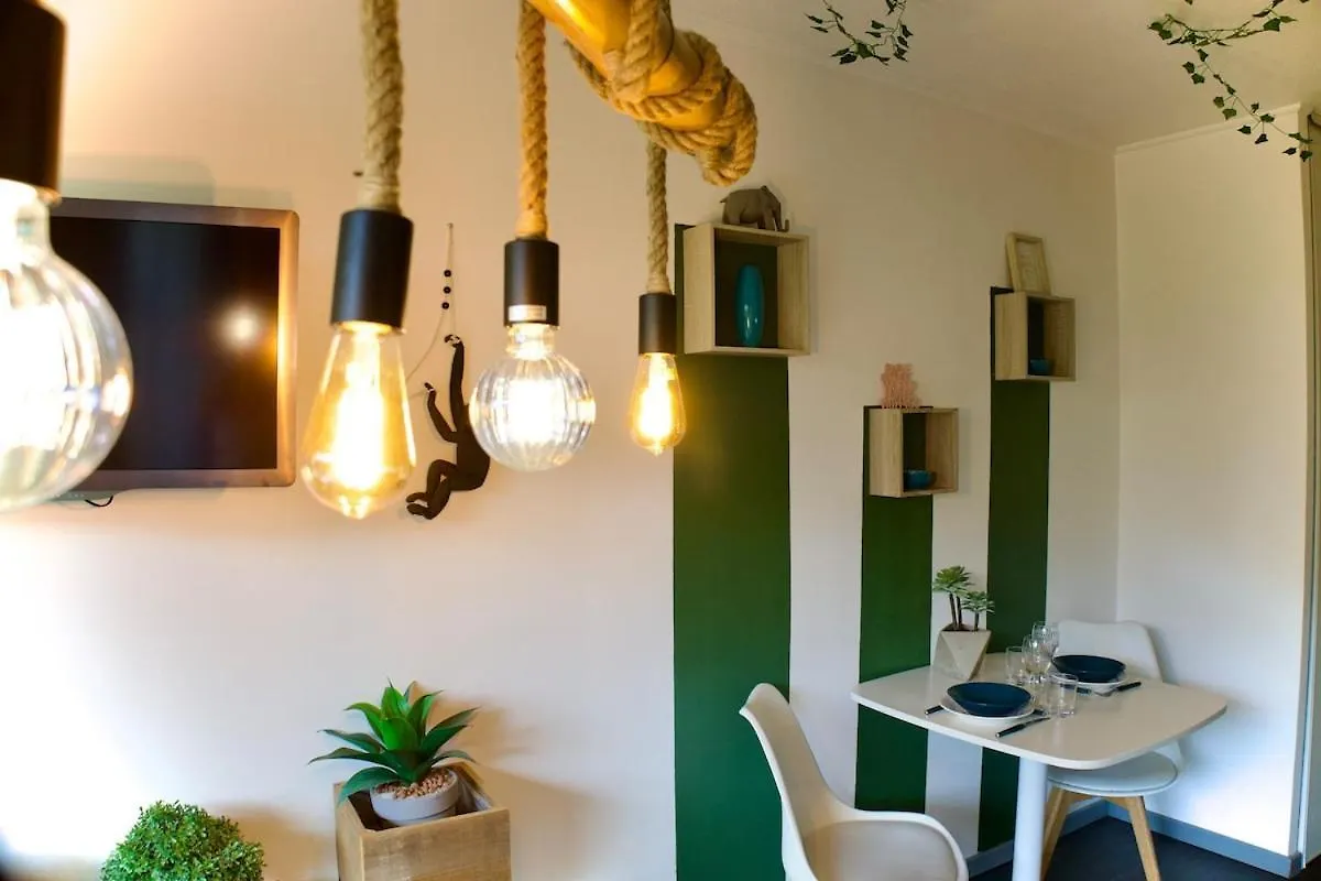Jungle Room - La Cabane Albertville Apartman